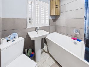 BATHROOM- click for photo gallery